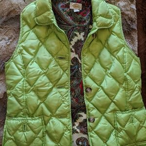 Ladies Talbots lime quilted vest, missing 1 button